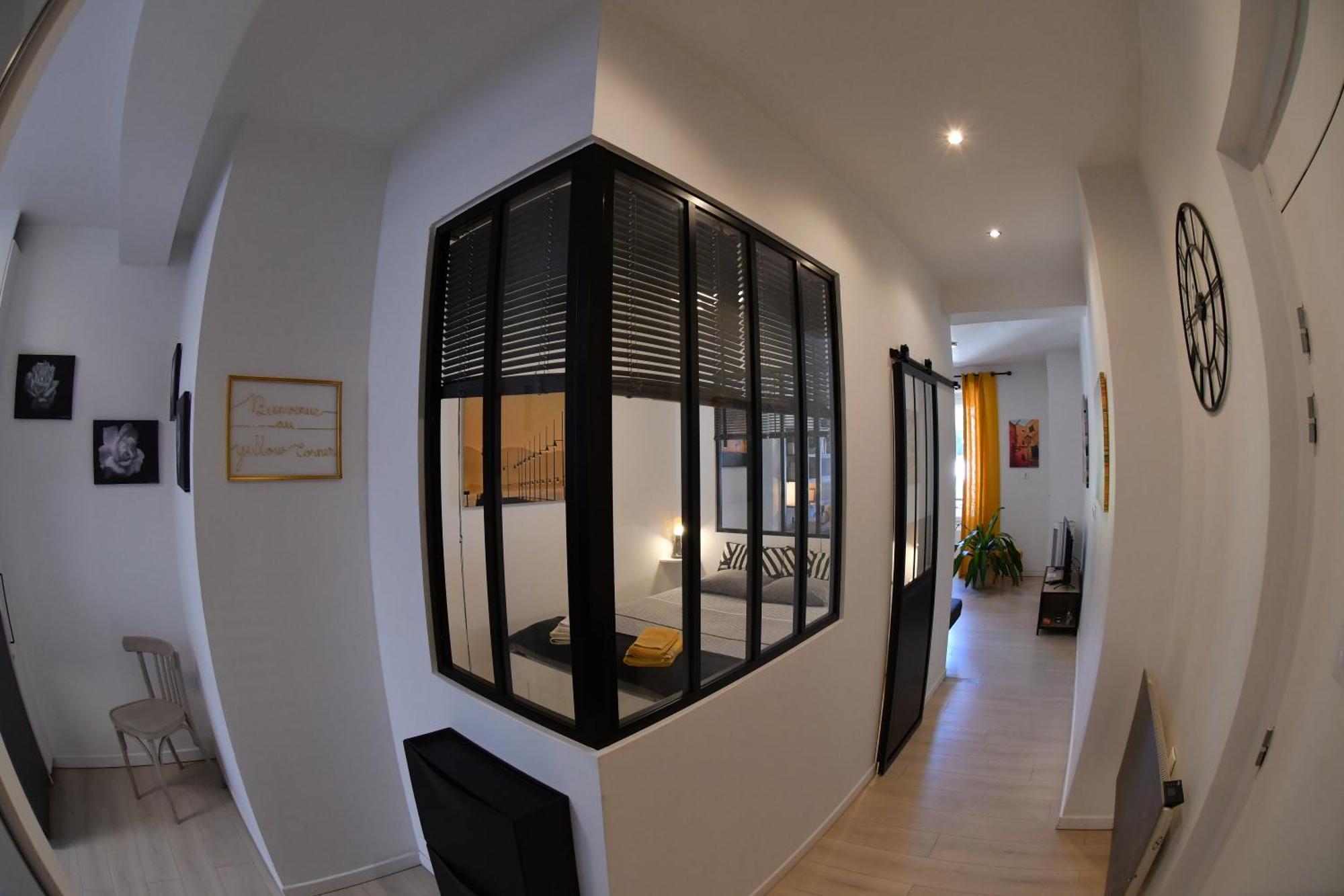 Le Yellow Corner Voironnais Apartment